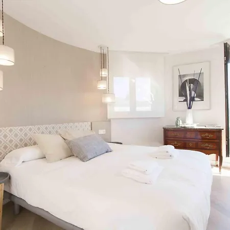 Sunset V - The Collection Apartment