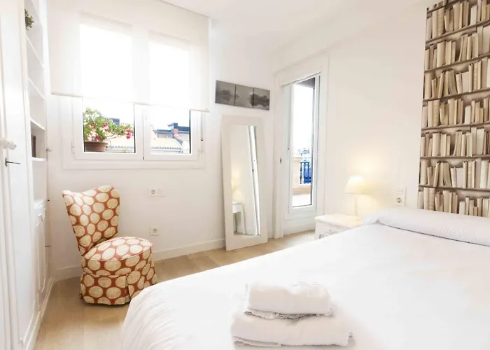 Sunset V - The Collection * San Sebastian